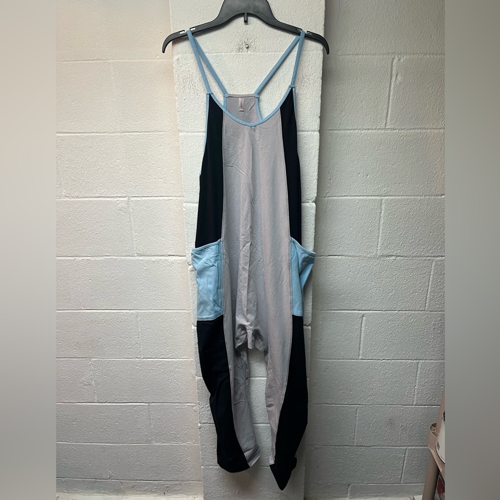 FREE PEOPLE FP MOVEMENT
RAINDROP COMBO HOT SHOT. Small - Picture 3 of 8